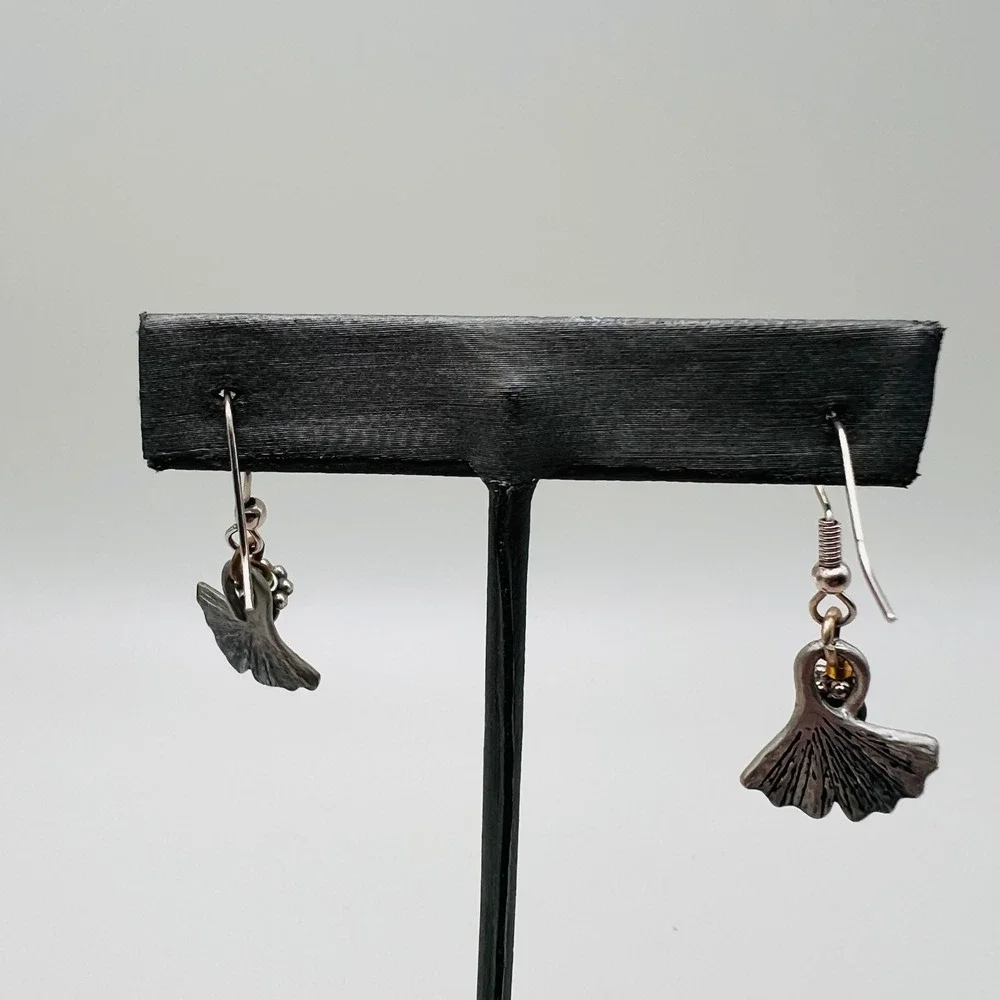 Vintage Silver Tone Ginkgo Leaf Dangle Earrings with Green Black Beads Boho